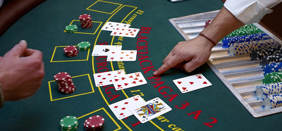 Comparing Probabilities and Payouts in Professional Sports Wagering Markets